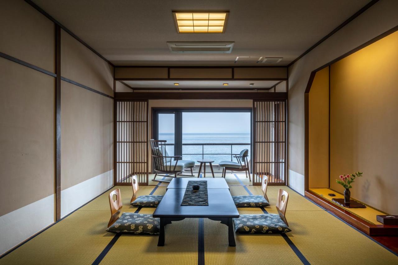 Awajishima Kanko Hotel Sumoto Bagian luar foto