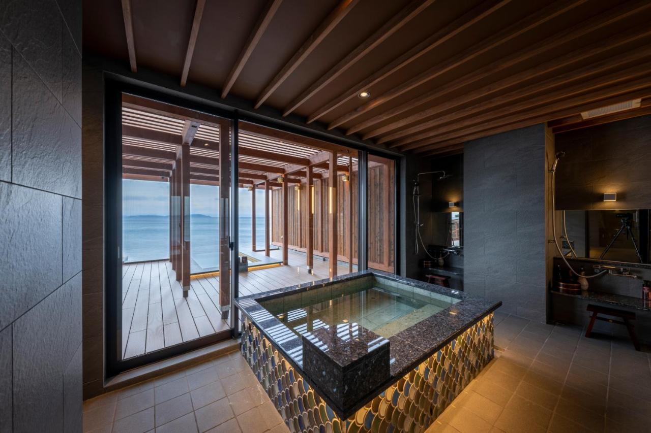 Awajishima Kanko Hotel Sumoto Bagian luar foto