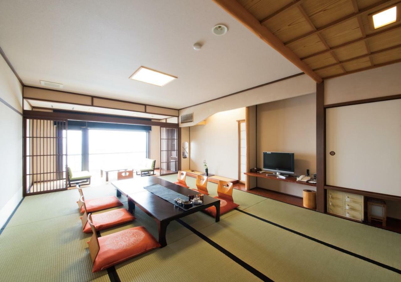 Awajishima Kanko Hotel Sumoto Bagian luar foto