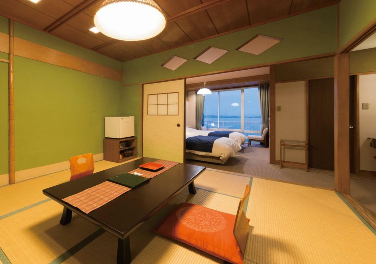 Awajishima Kanko Hotel Sumoto Bagian luar foto