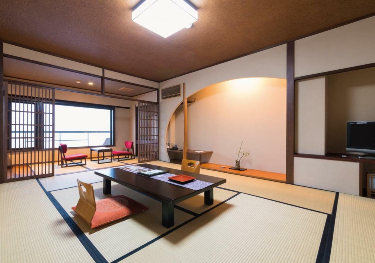 Awajishima Kanko Hotel Sumoto Bagian luar foto